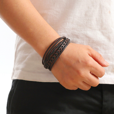 Ragnar – Bracciale Vichingo in Pelle Intrecciata